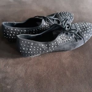 Sequence black shoes